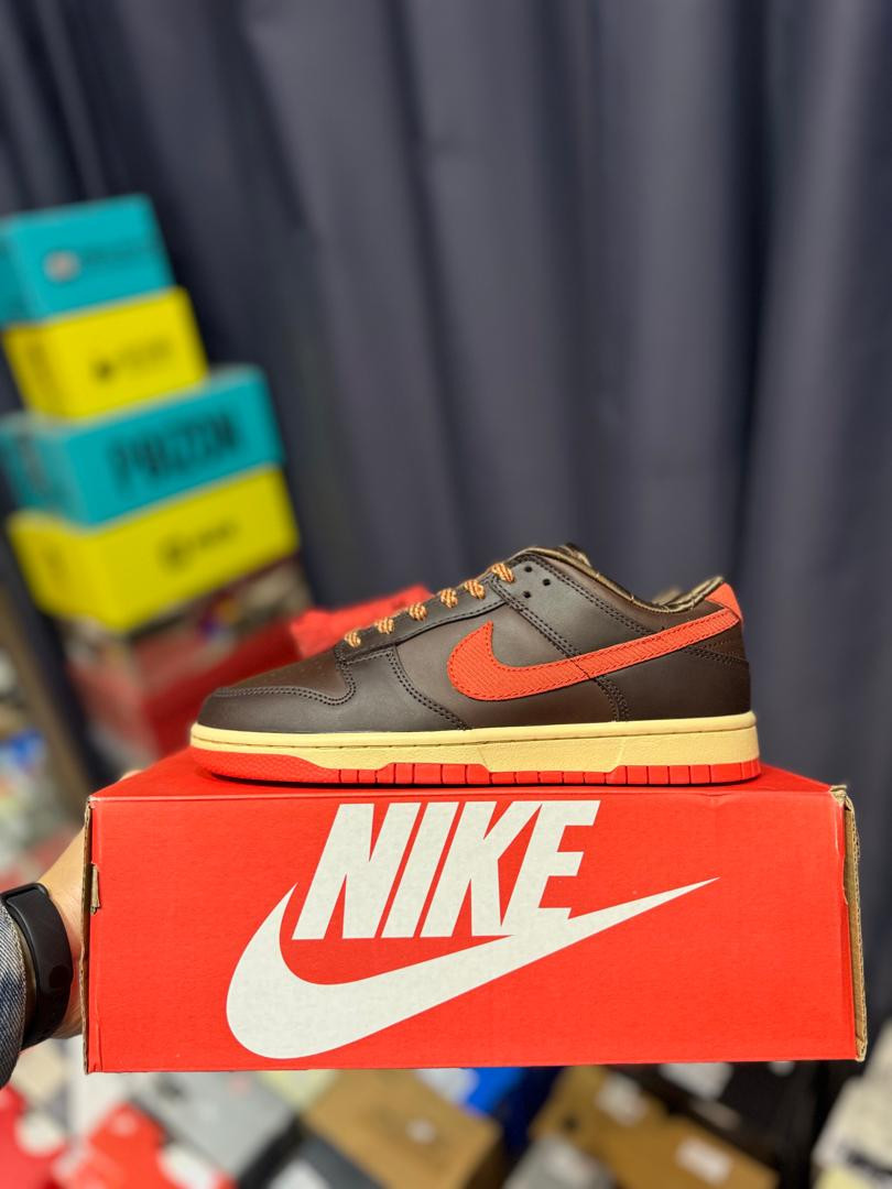 Nike Dunk Low Retro