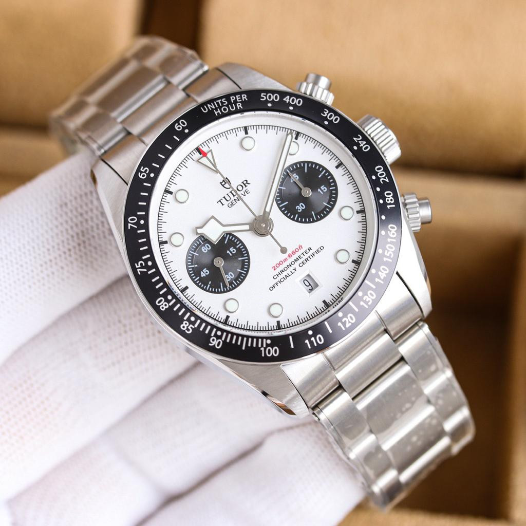 Tudor Black Bay Chrono