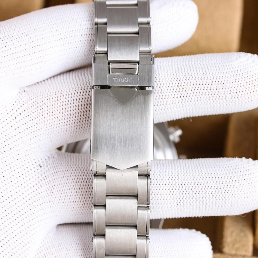 Tudor Black Bay Chrono