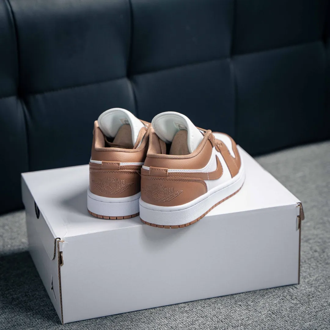 Air Jordan 1 Low