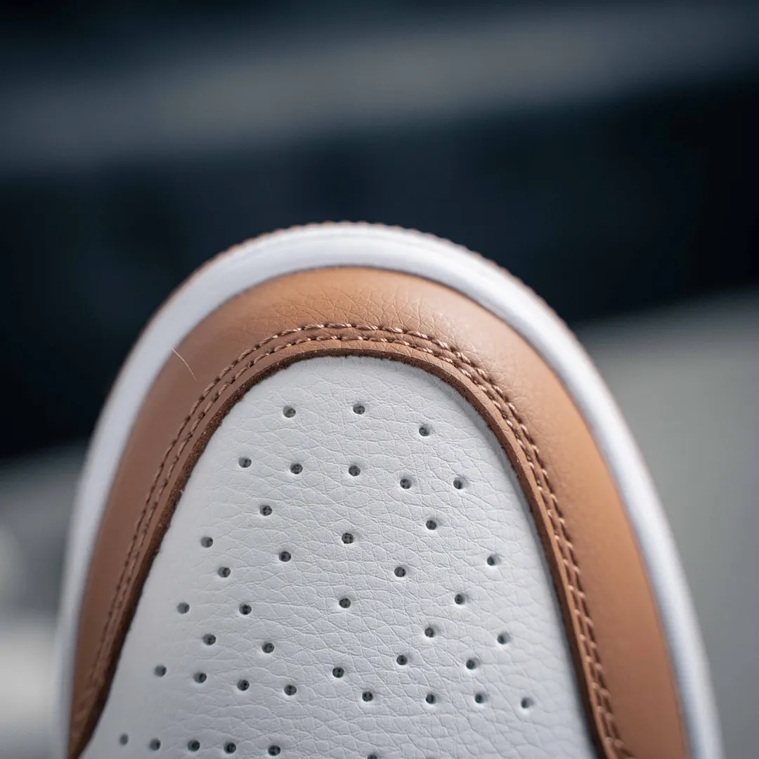 Air Jordan 1 Low