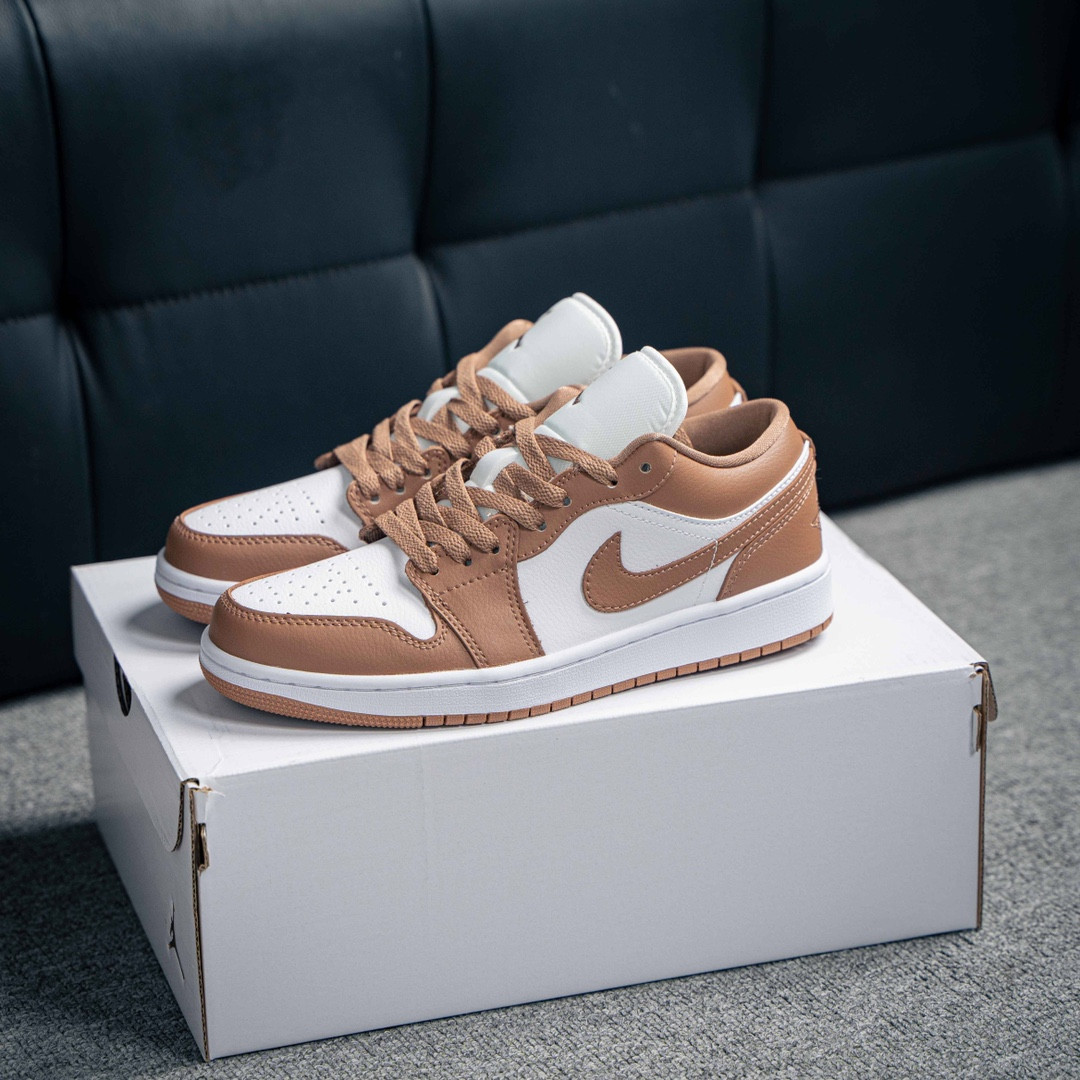 Air Jordan 1 Low