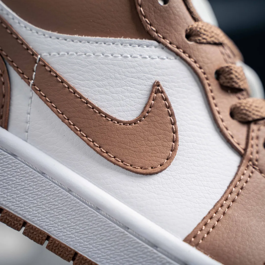 Air Jordan 1 Low