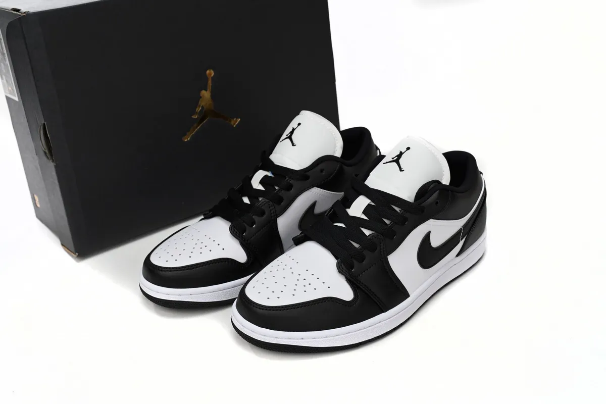 Air Jordan 1 Low