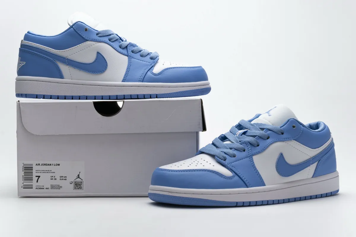 Air Jordan 1 Low