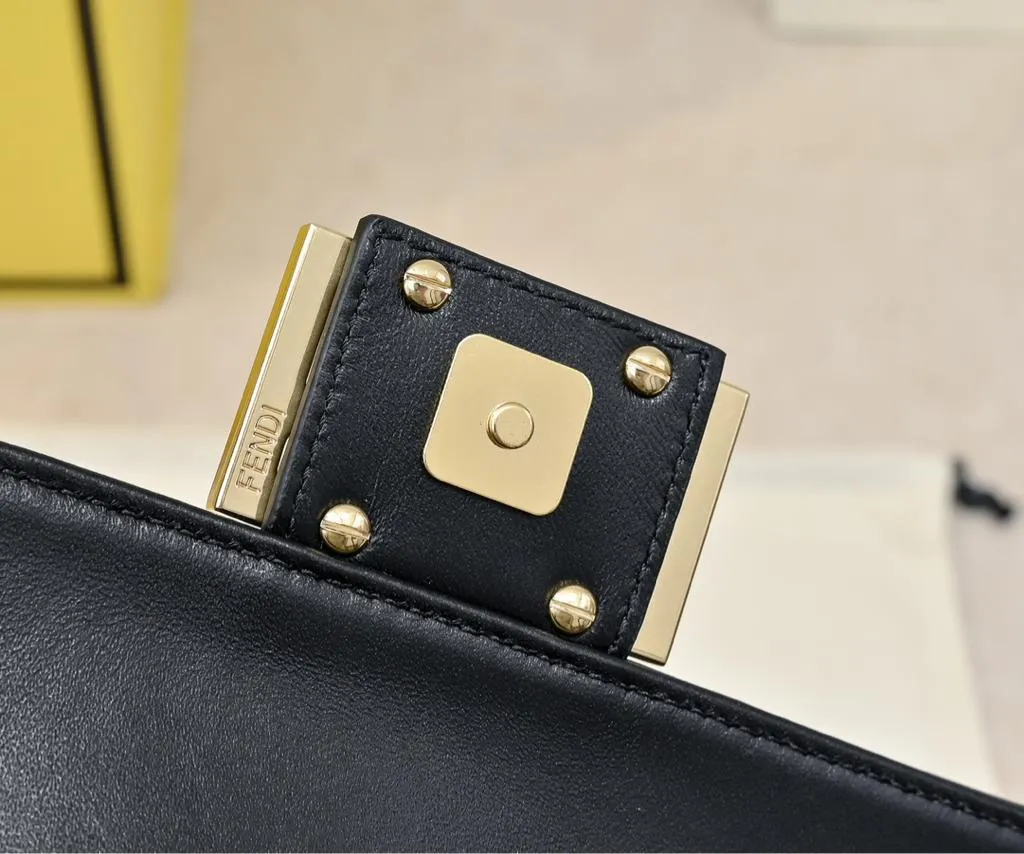 Borsa Fendi Pelle Nera