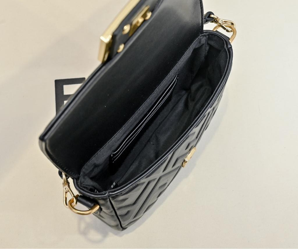 Borsa Fendi Pelle Nera