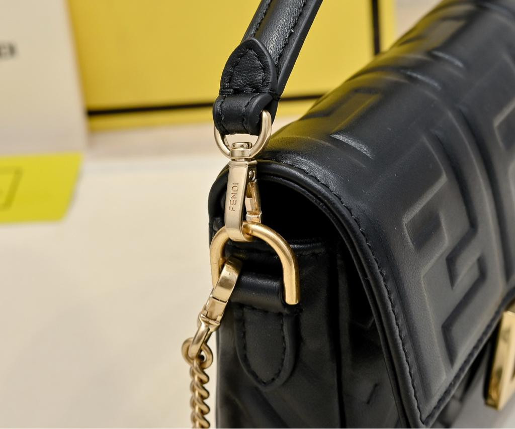 Borsa Fendi Pelle Nera