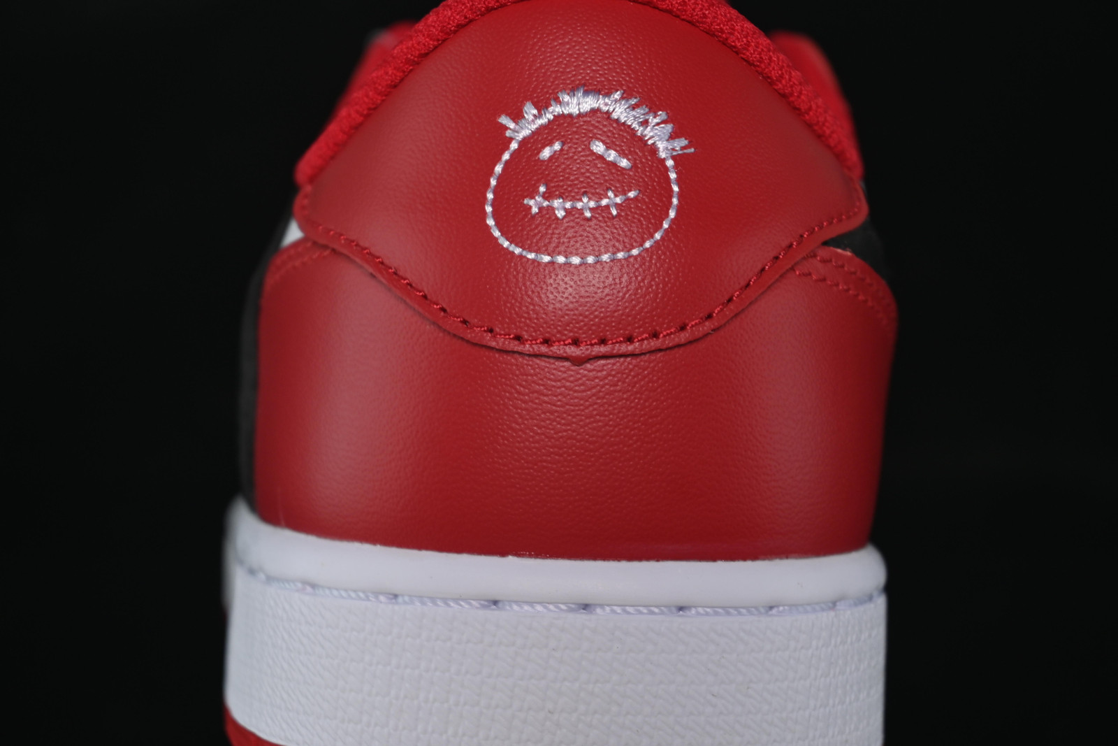 Jordan 1 Travis Scott DM7866-101