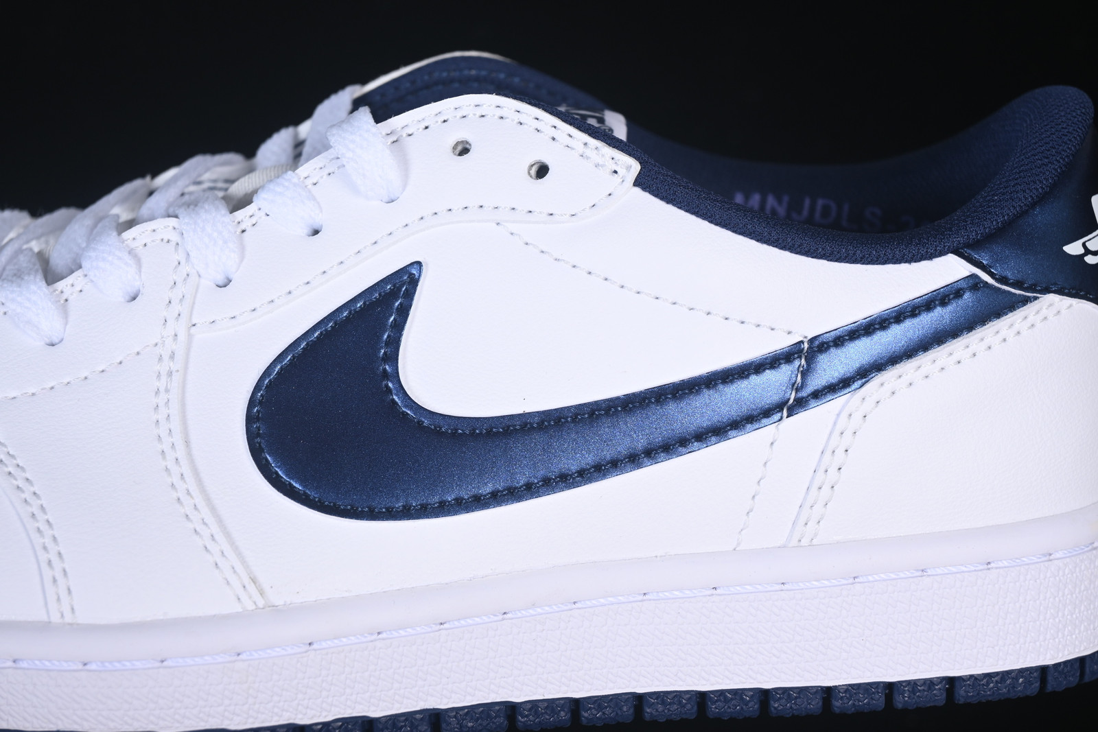 Jordan 1 Blu Metallic FB9933-141