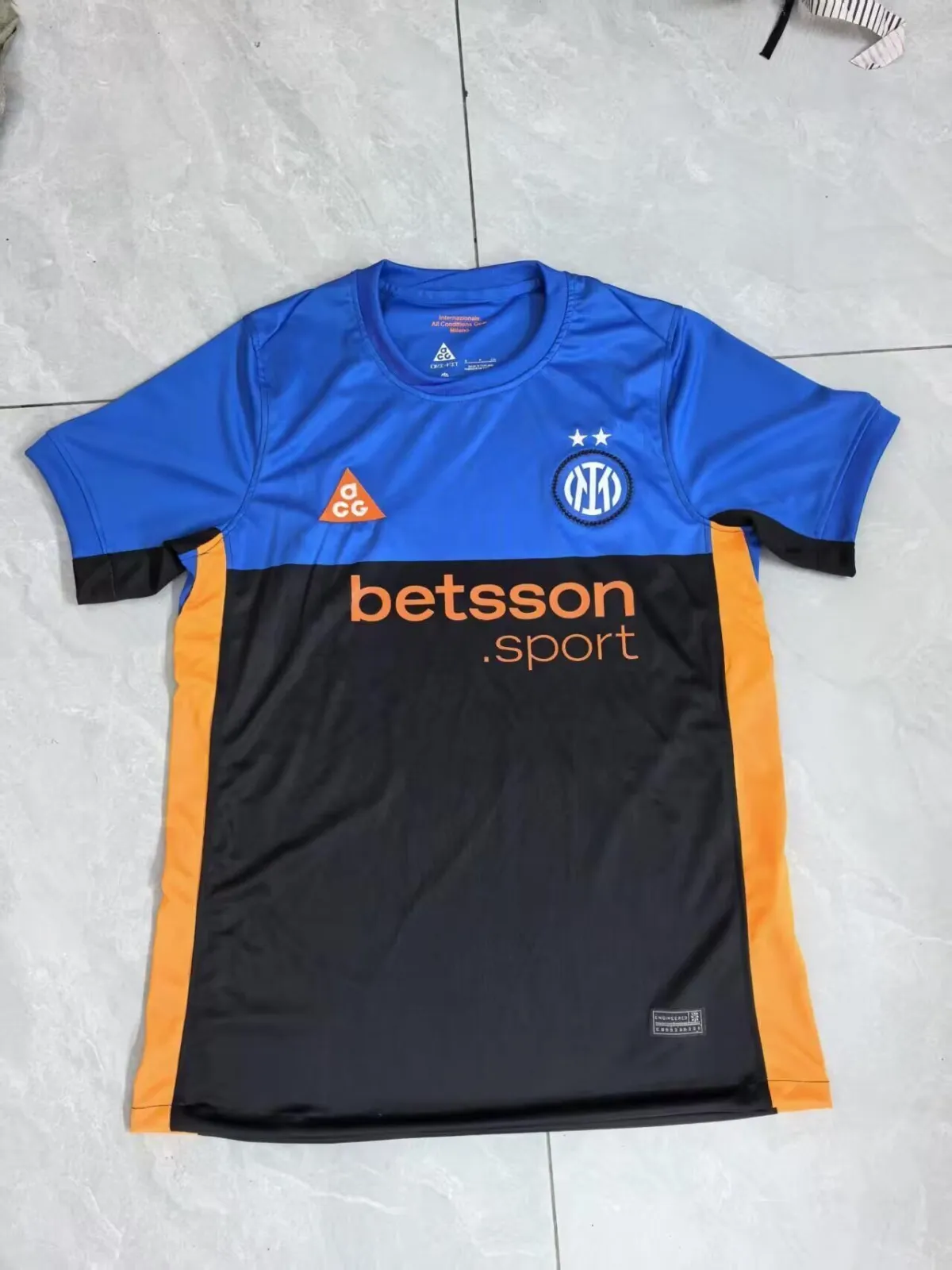 Inter