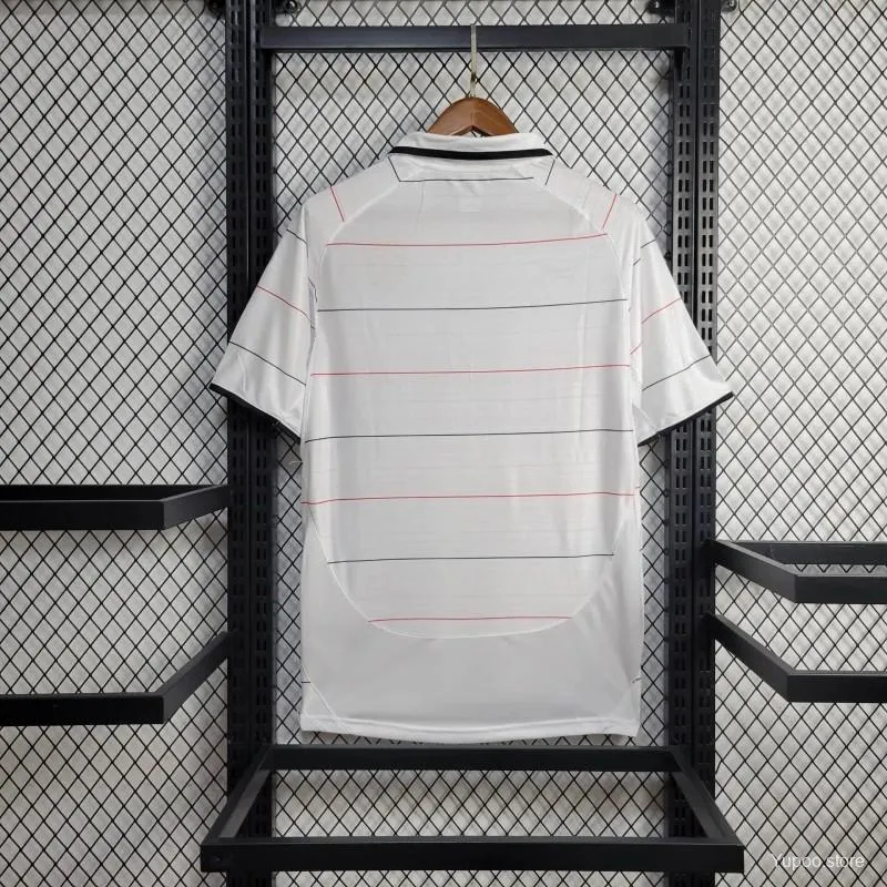 Manchester United 04-06