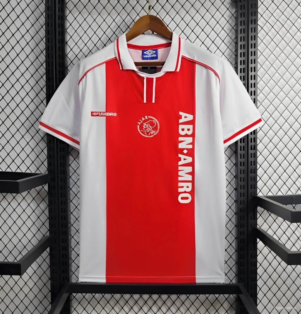 Ajax 98-99