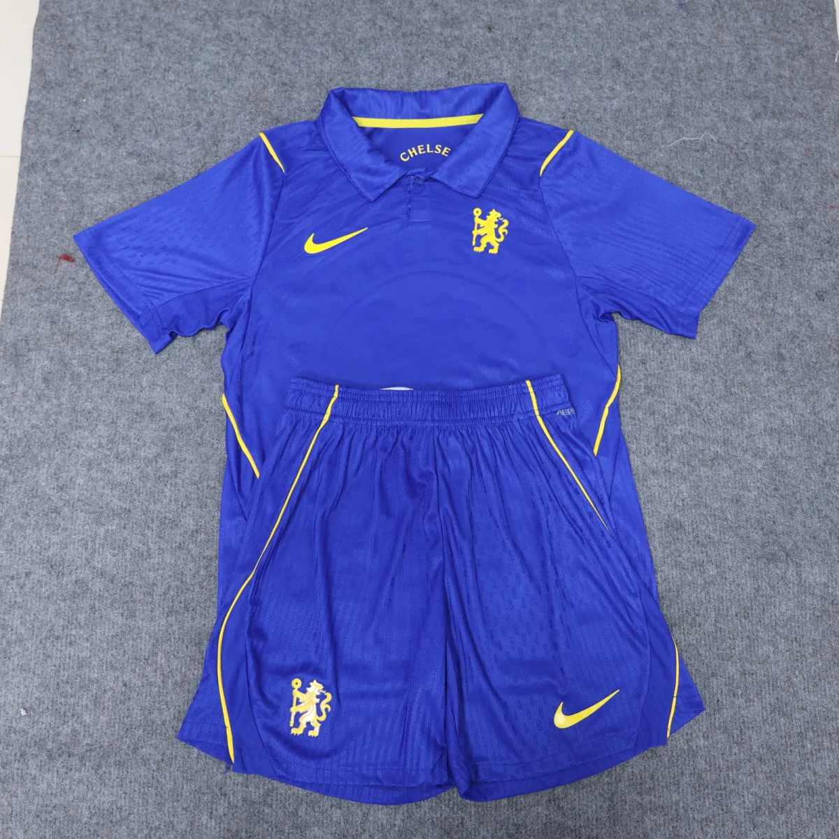 Kit Bambino Premier League