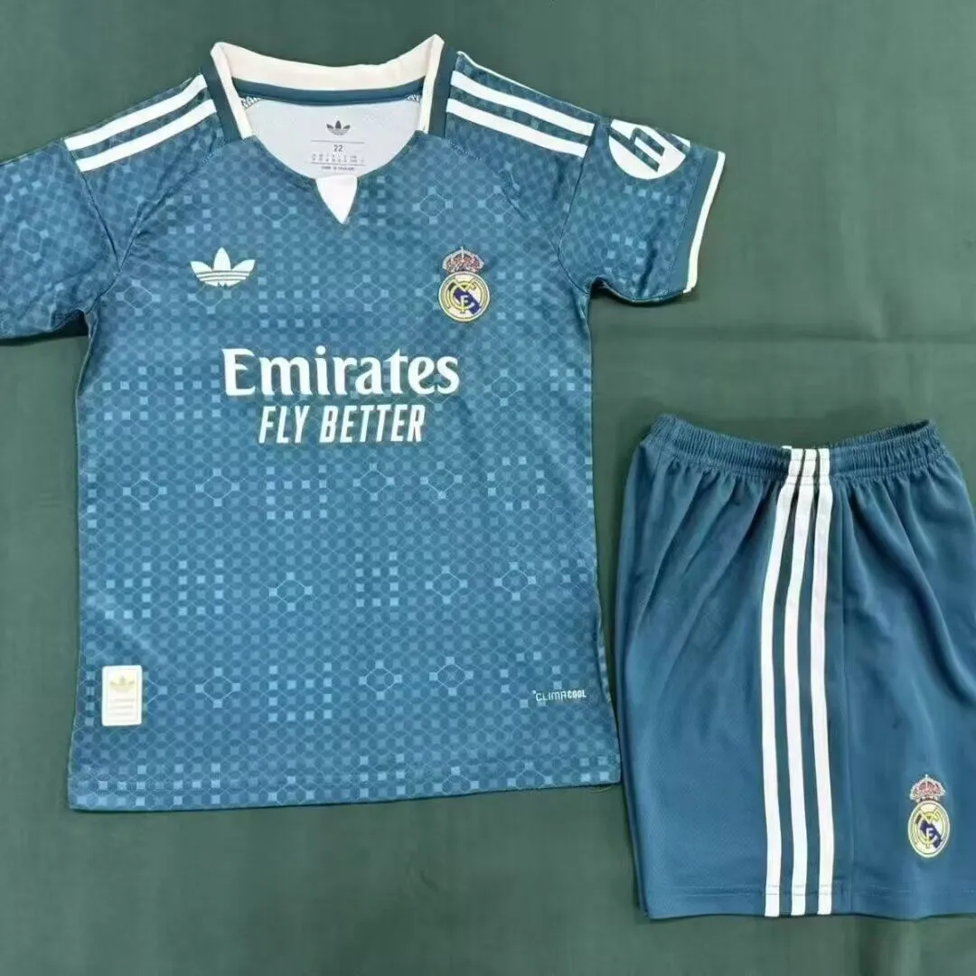 Kit Bambino Liga