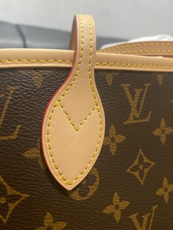 LOUIS VUITTON NEVERFULL MM - Image 23