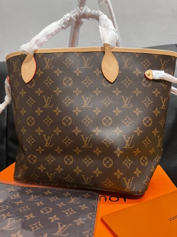 LOUIS VUITTON NEVERFULL MM - Image 30