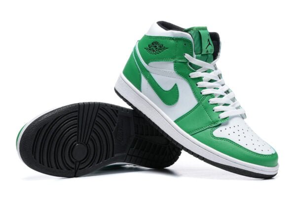 Air Jordan 1 Mid 'Lucky Green' - Image 4